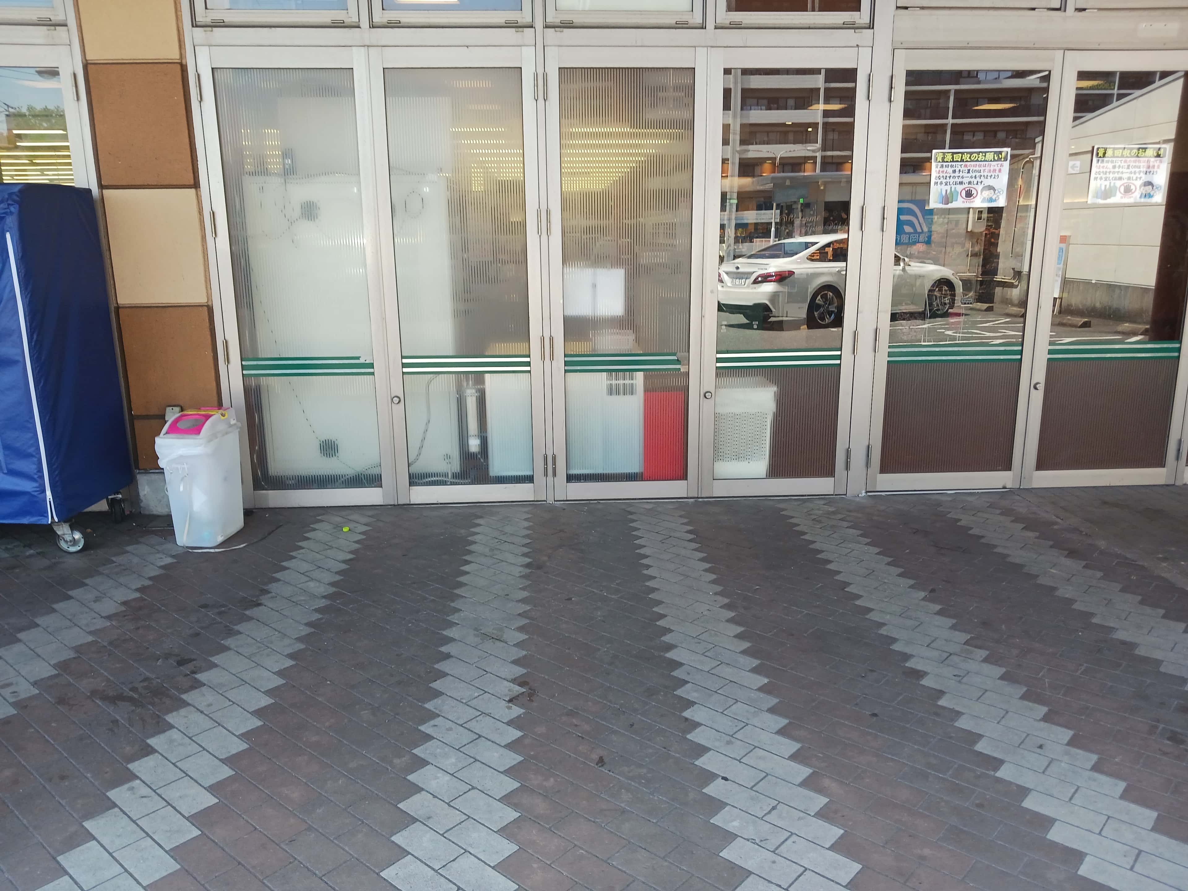 住宅側 販促プロモーションや物販に最適なスーパー屋外催事イベントスペース