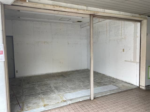 クリーニング跡地 販促プロモーションや物販に最適なスーパー店内催事イベントスペース